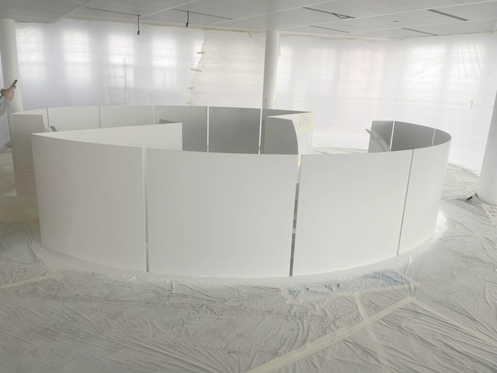 Laque blanche sur escalier métal