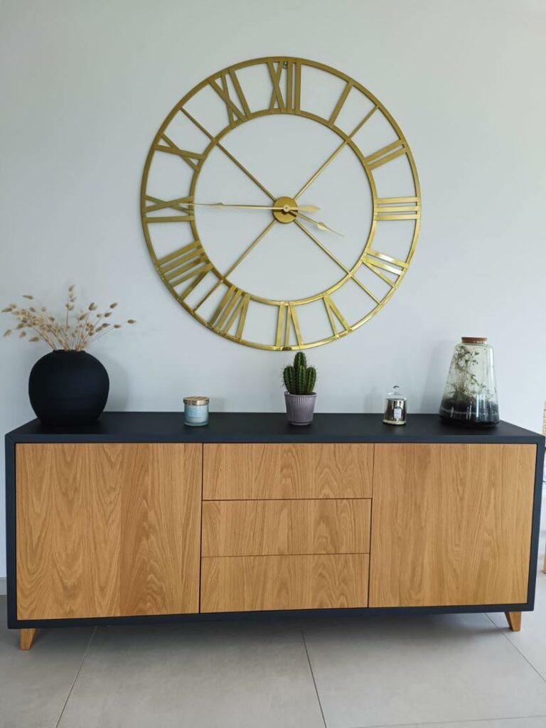 Buffet MA 2B -Messimy : Laquage ral 2100 et vernis extra mat sur le chêne